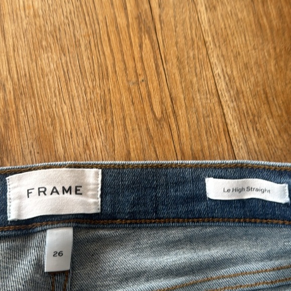 FRAME Le High Straight Jeans with Raw Hem 26 - Picture 4 of 8